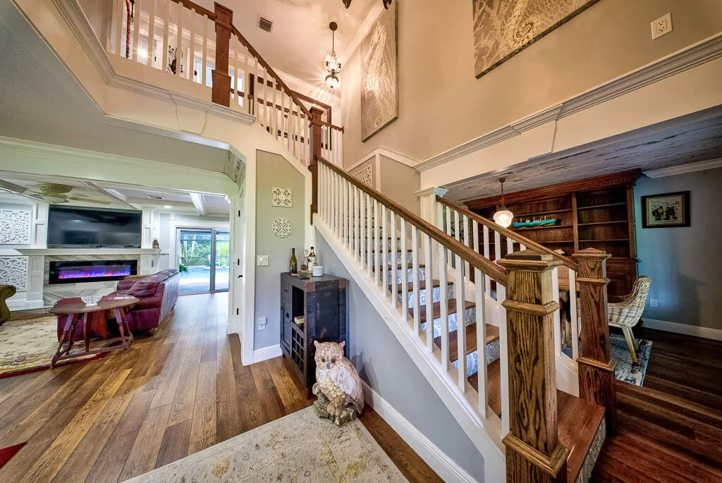 4651 Hunting Trail