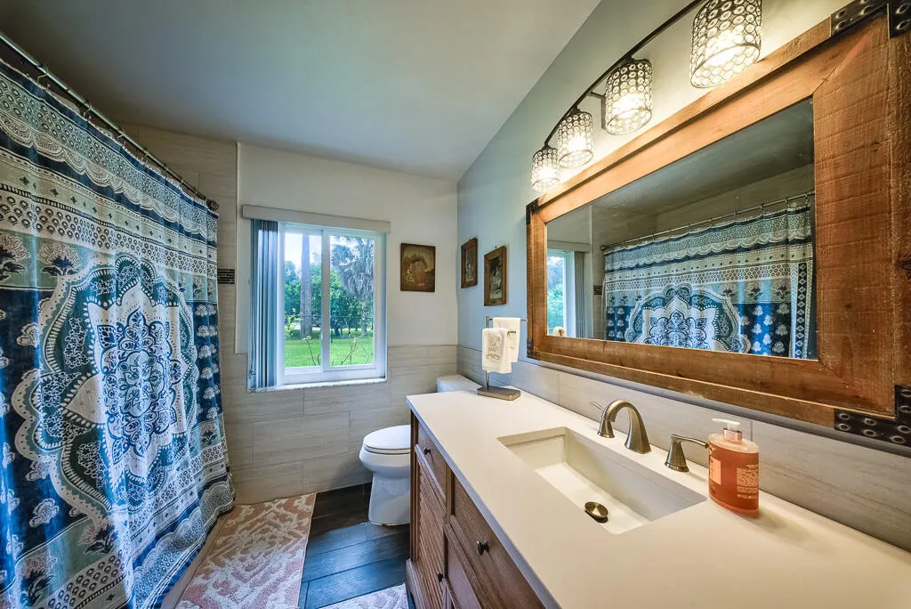 4651 Hunting Trail