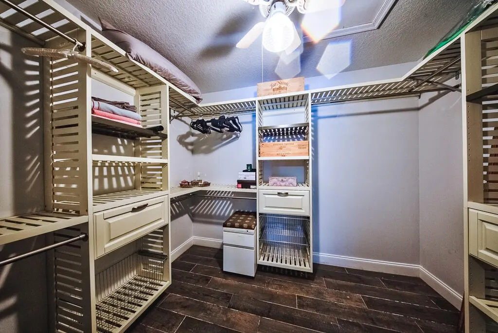4651 Hunting Trail
