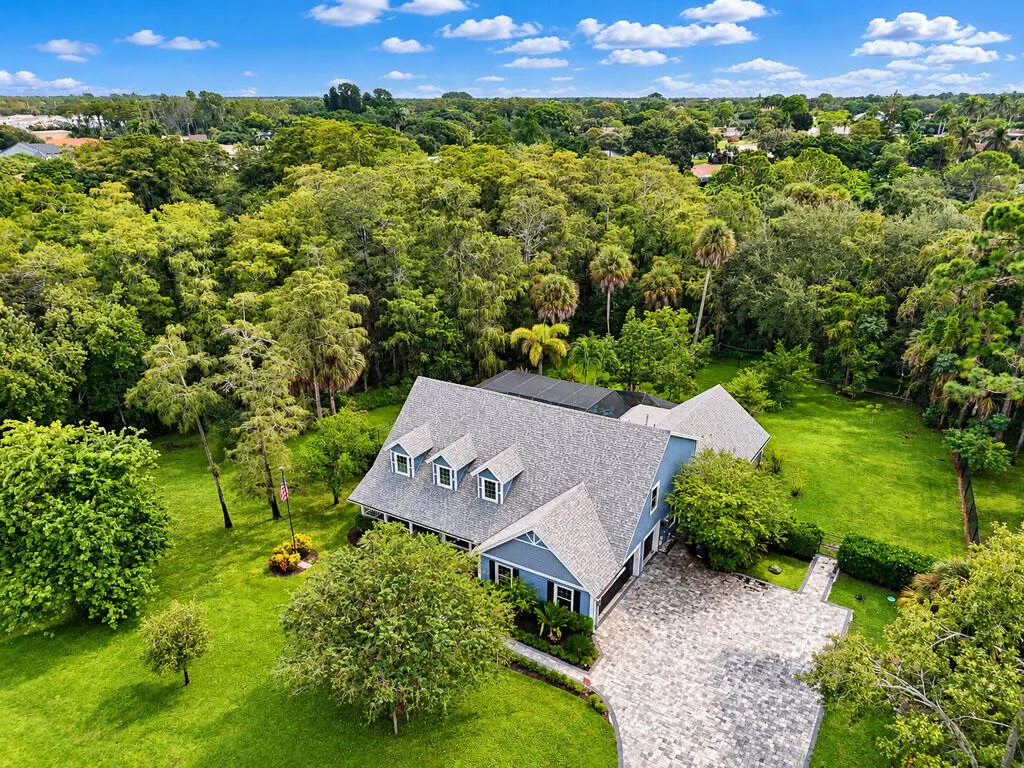 4651 Hunting Trail