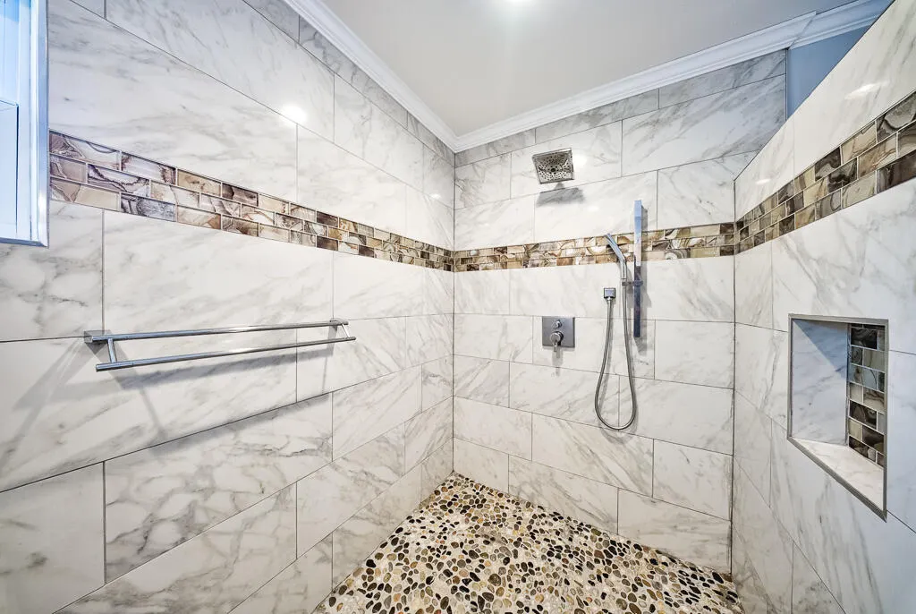 4651 Hunting Trail