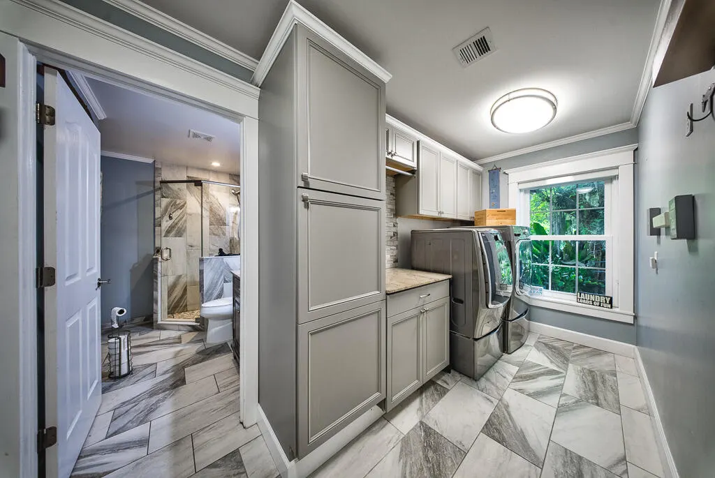 4651 Hunting Trail
