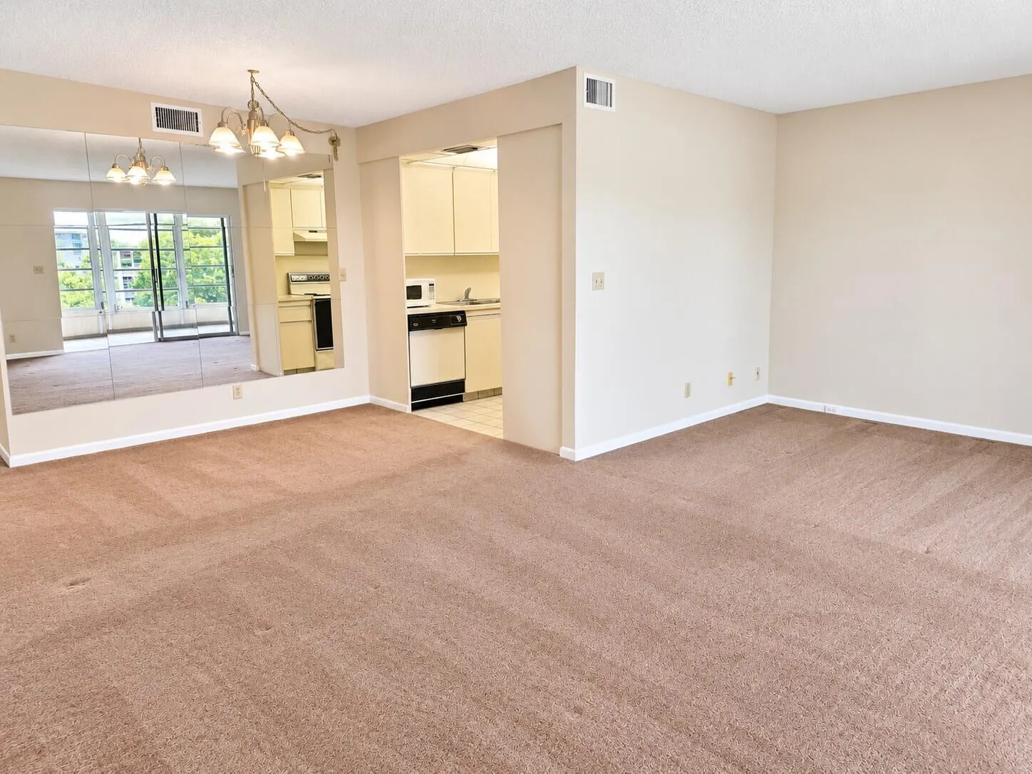 3401 BIMINI Lane #G4