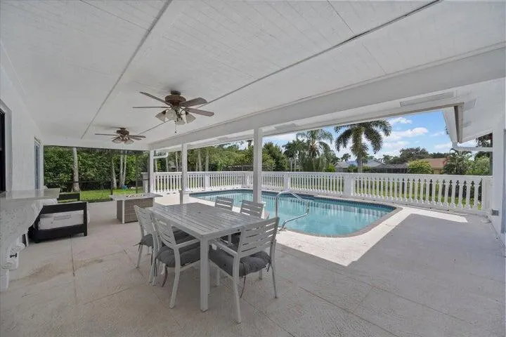 13950 BARBERRY Court
