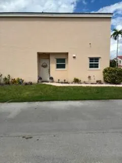 3305 APACHE Lane