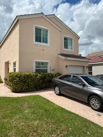 3305 APACHE Lane