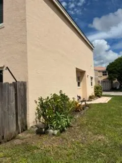 3305 APACHE Lane