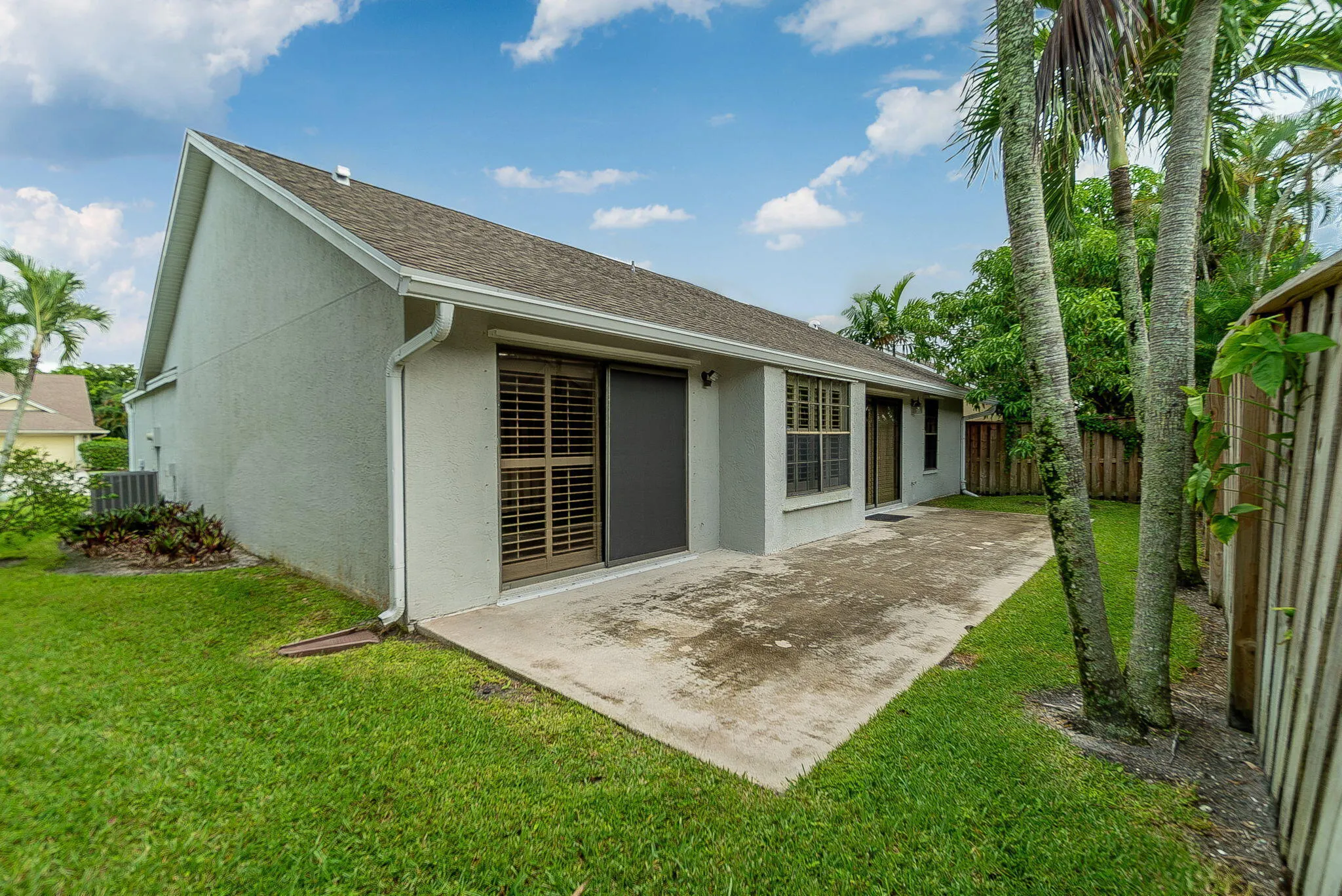 1487 Windship Circle