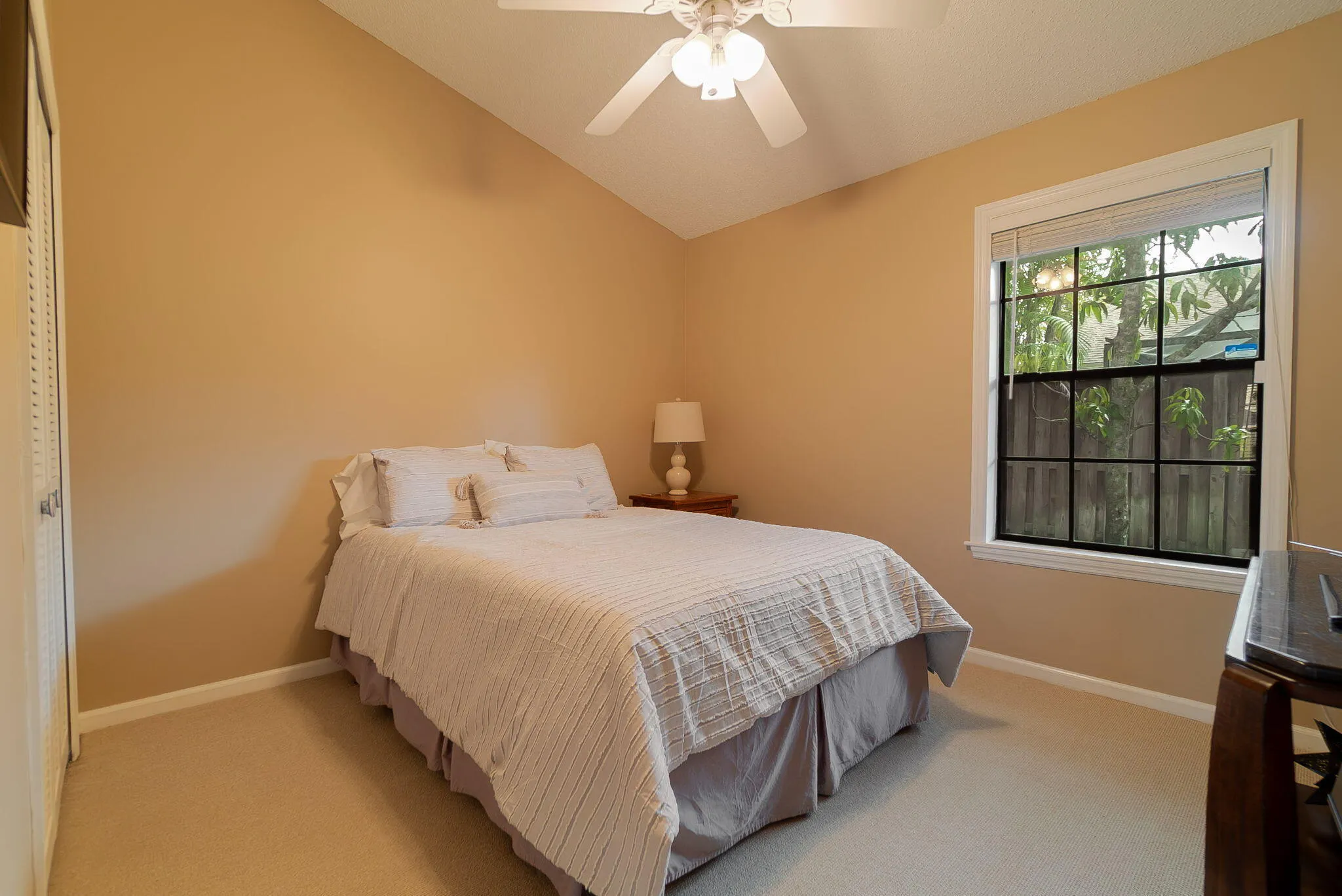 1487 Windship Circle