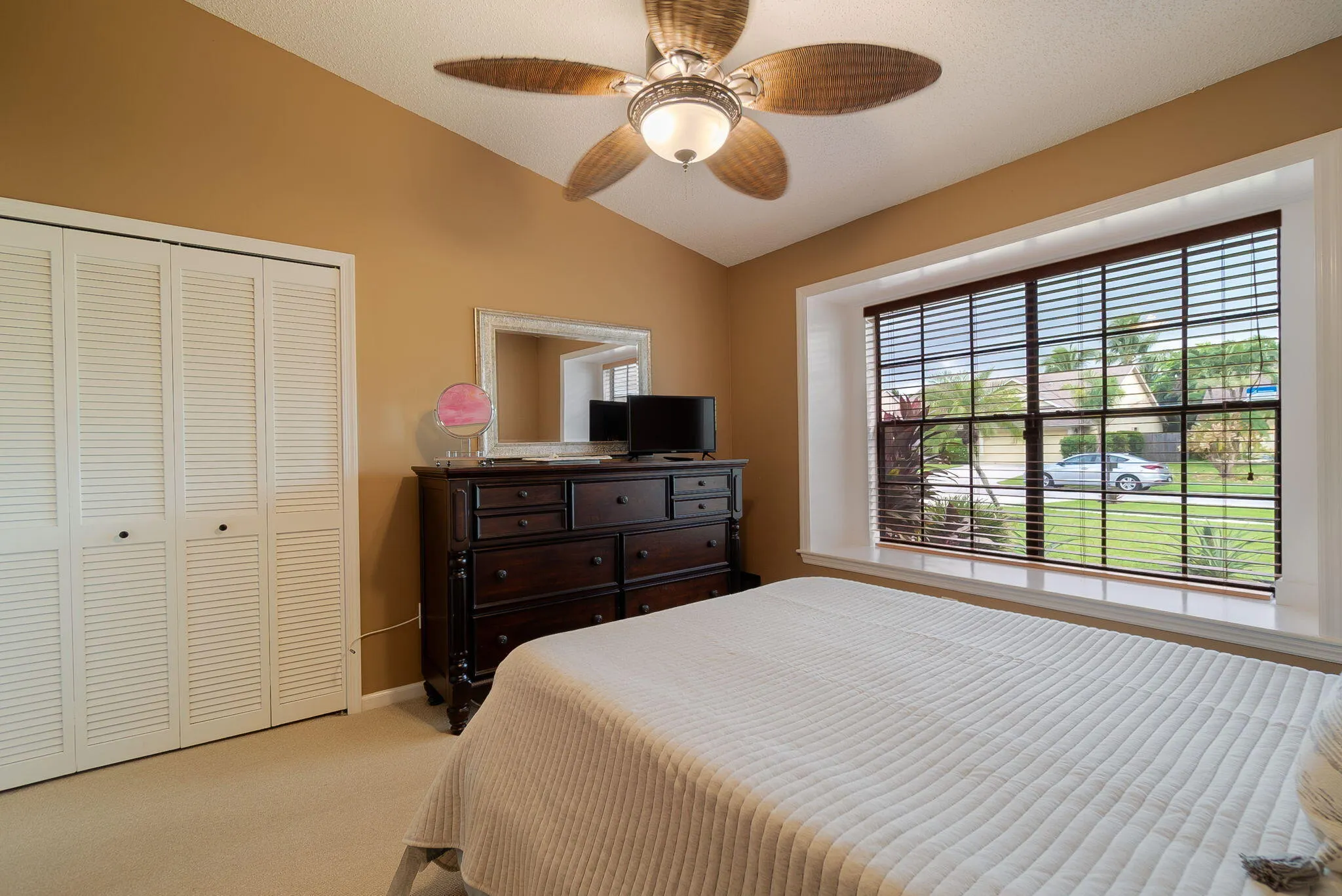 1487 Windship Circle