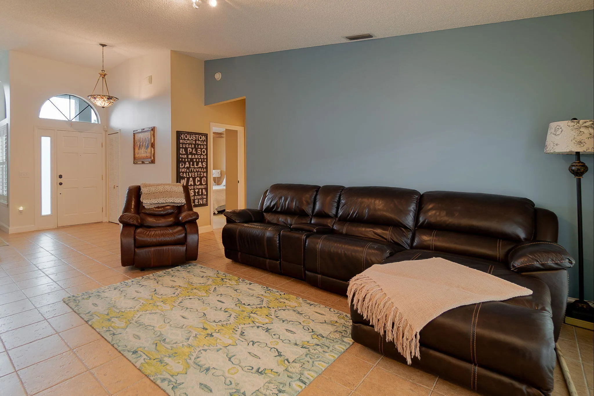 1487 Windship Circle