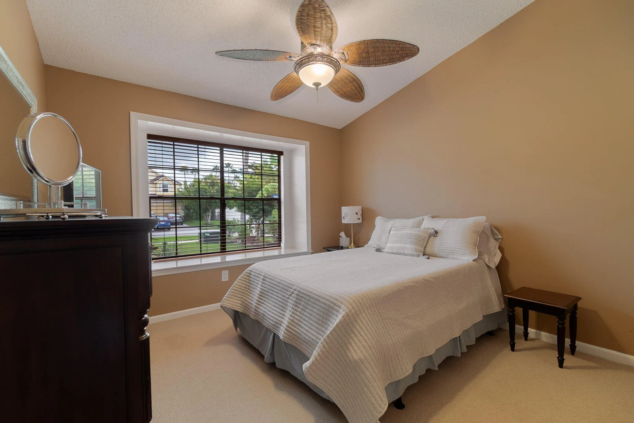1487 Windship Circle