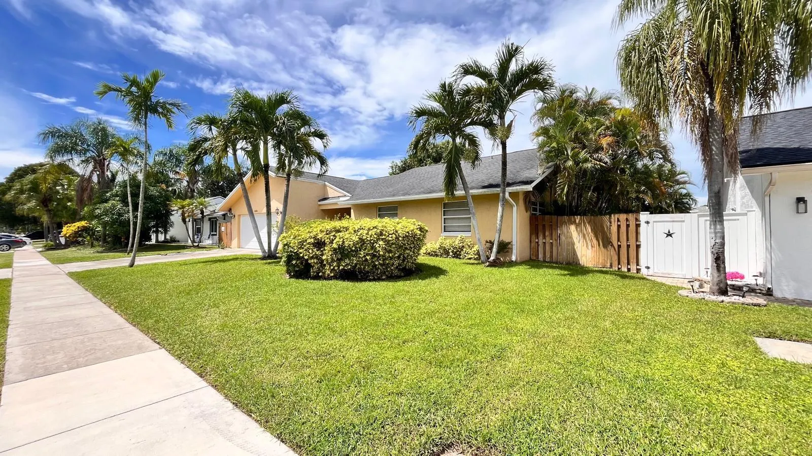 11535 Sanderling Drive