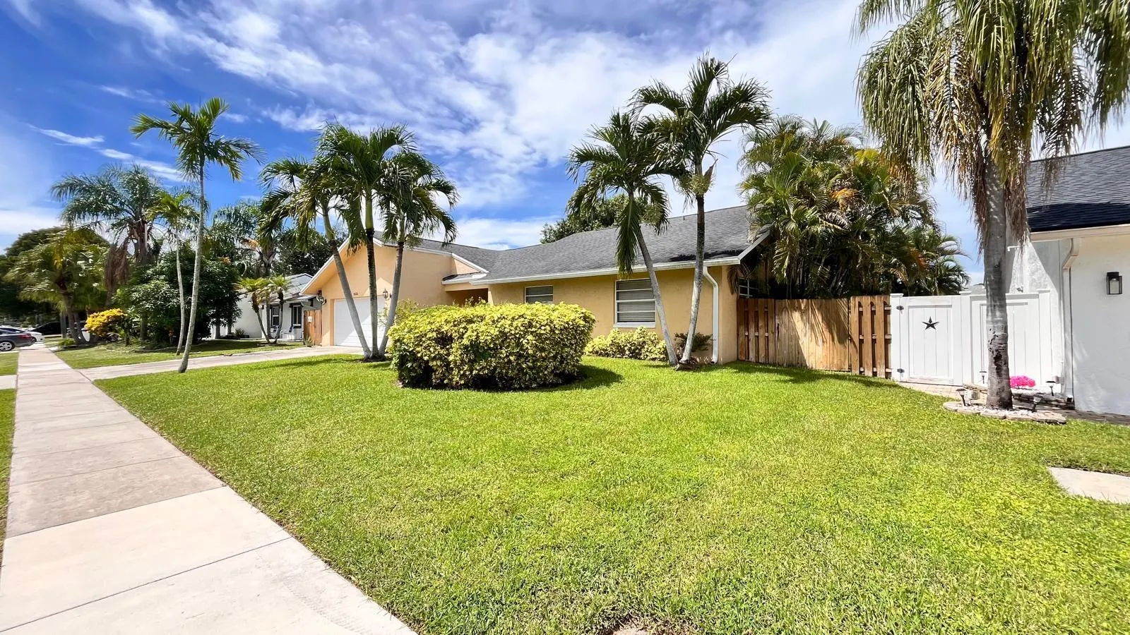 11535 Sanderling Drive
