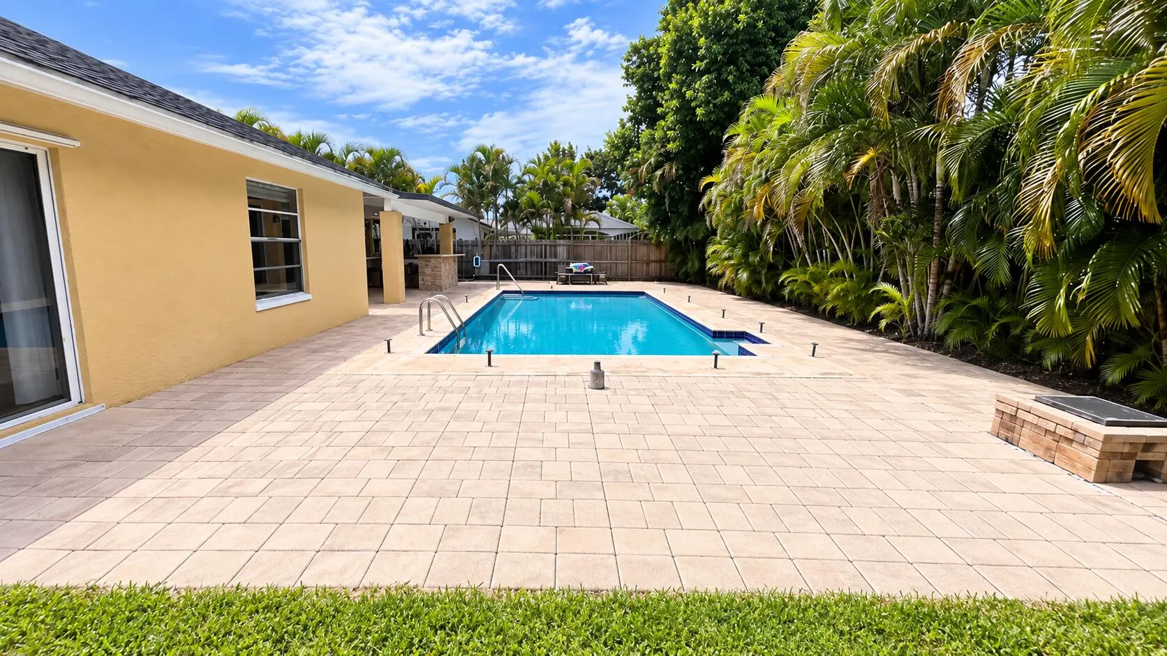 11535 Sanderling Drive