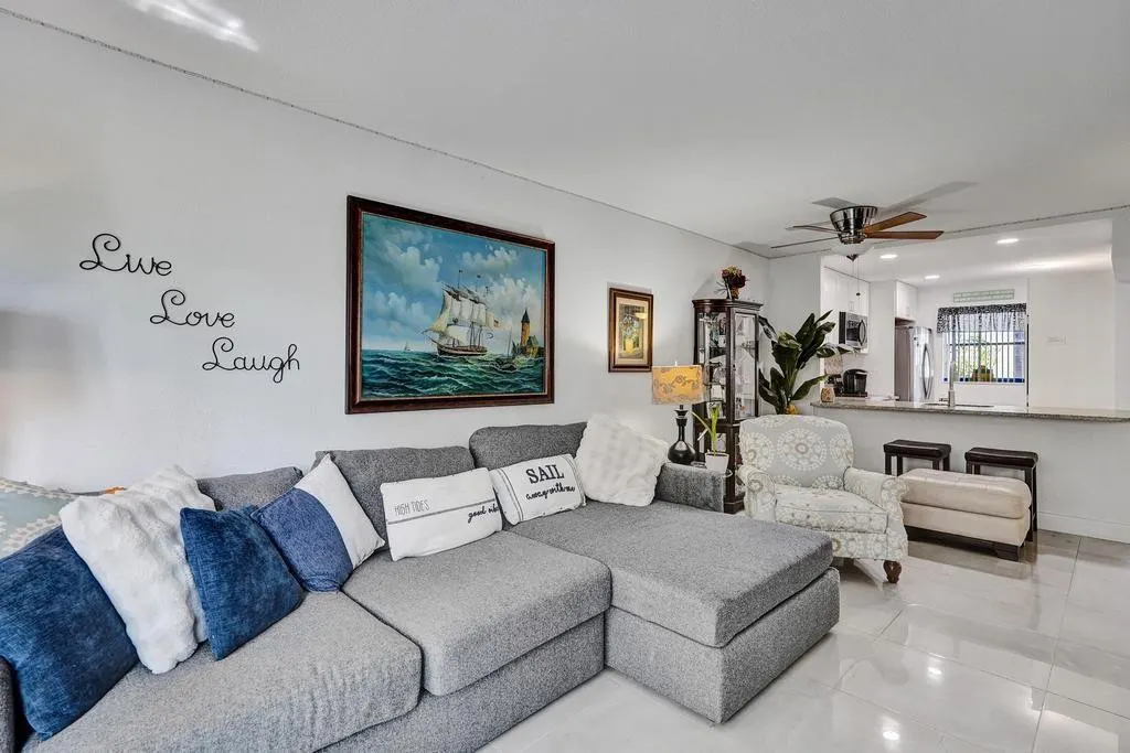 3060 HOLIDAY SPRINGS Boulevard #106