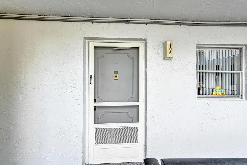 3060 HOLIDAY SPRINGS Boulevard #106