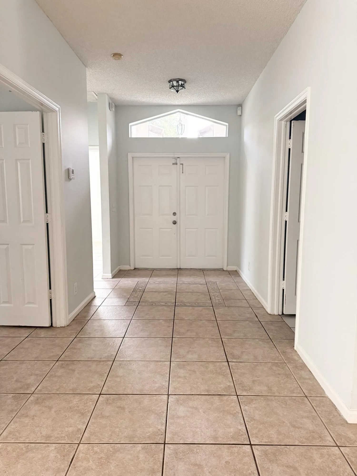 12077 Sunset Point Circle