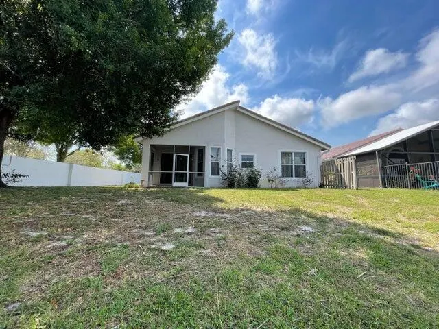 12077 Sunset Point Circle