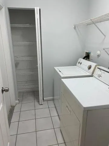 12077 Sunset Point Circle