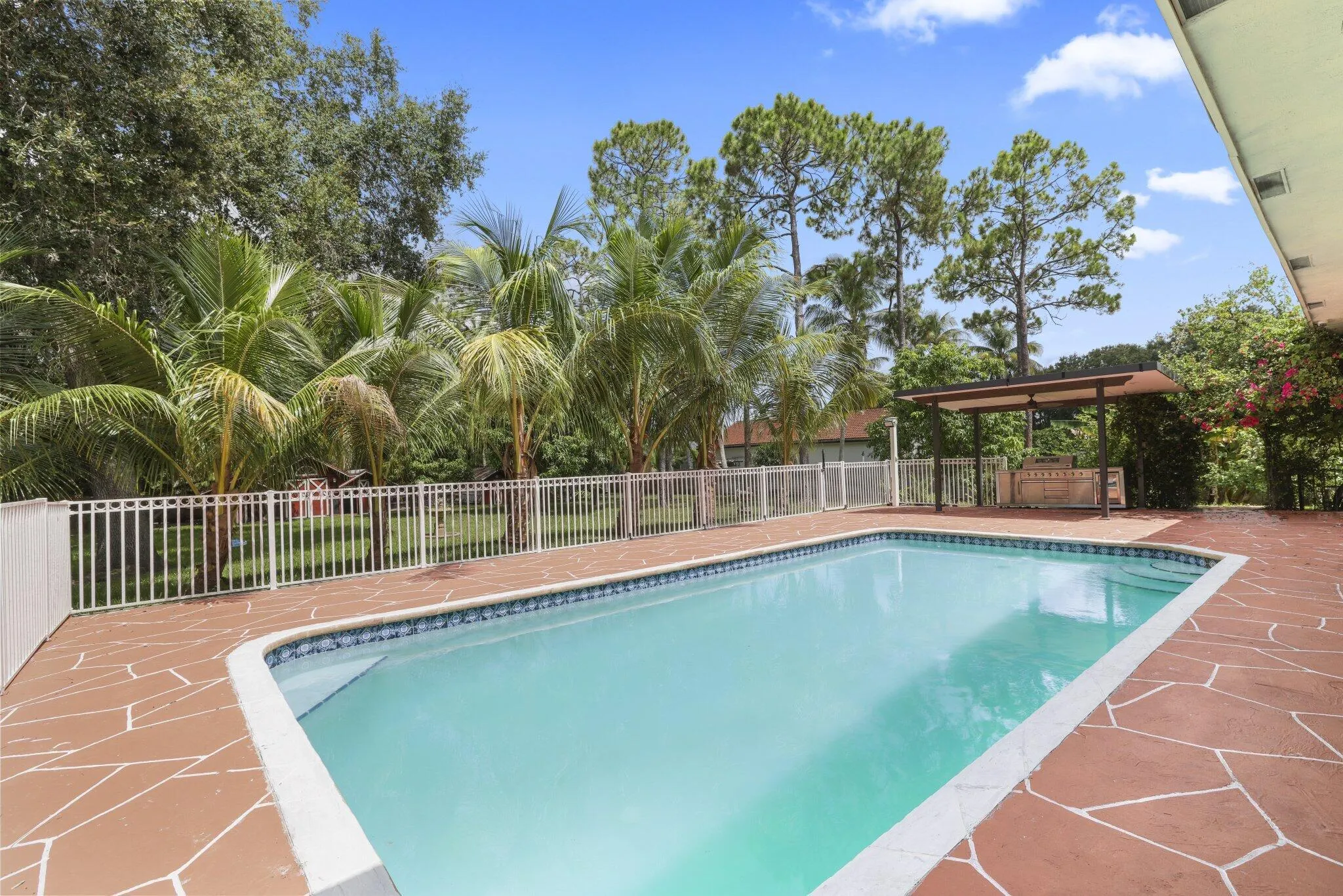6344 NW 74TH Terrace
