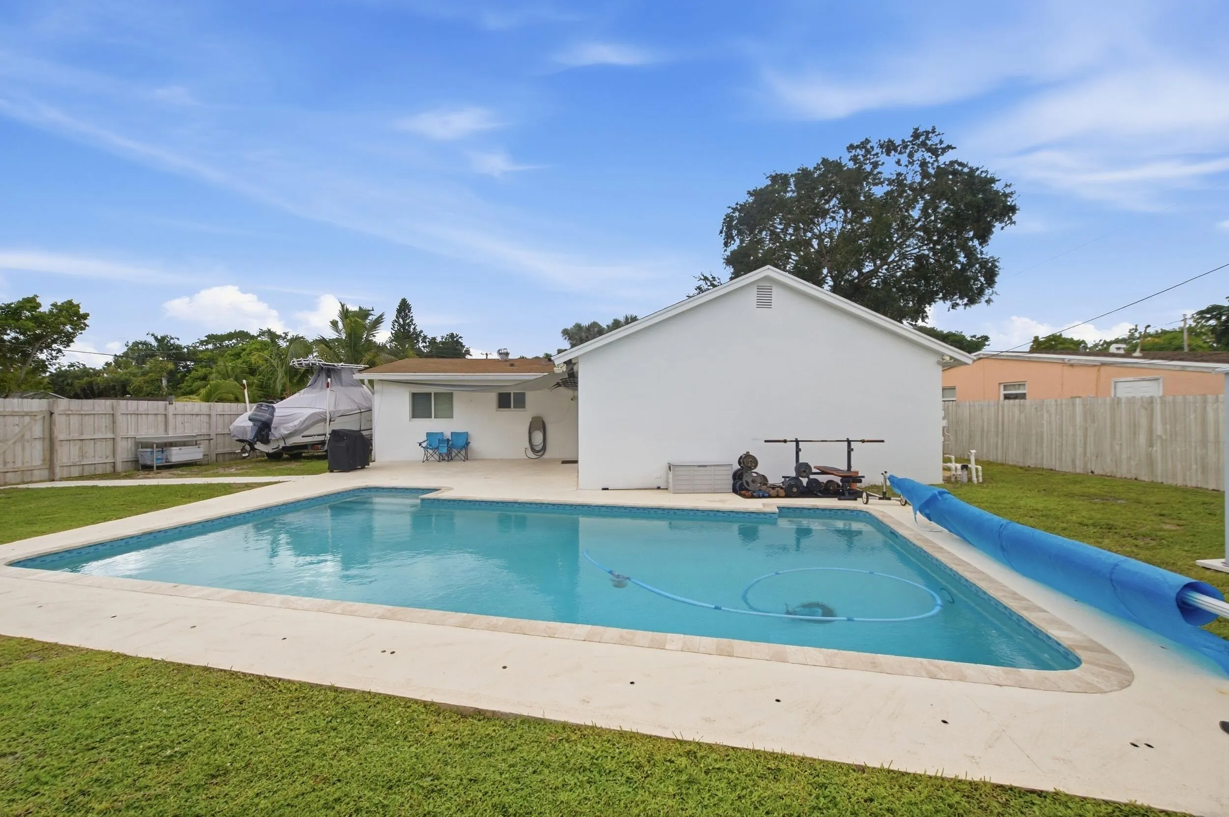 4999 SW 6TH Street