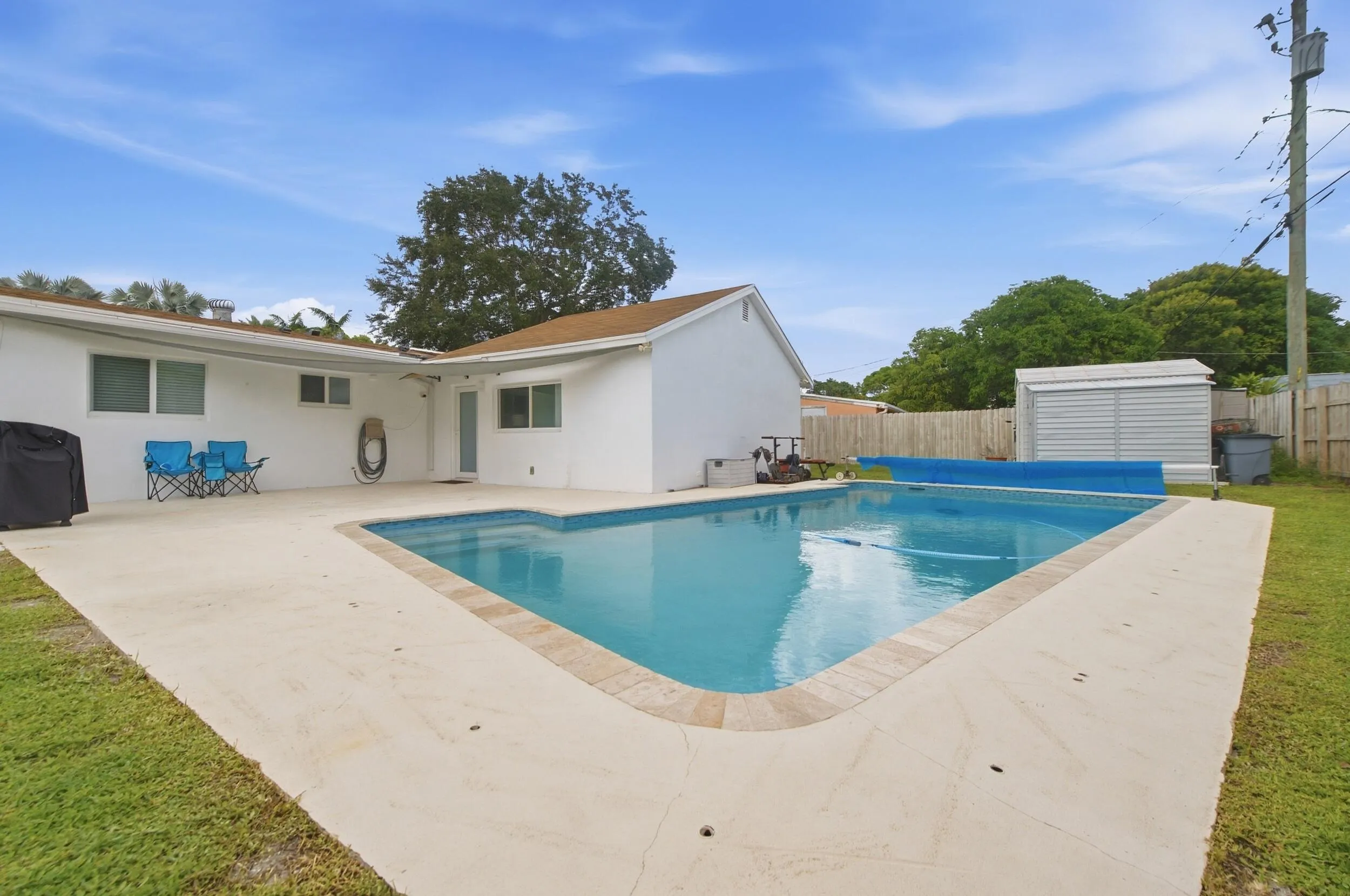 4999 SW 6TH Street