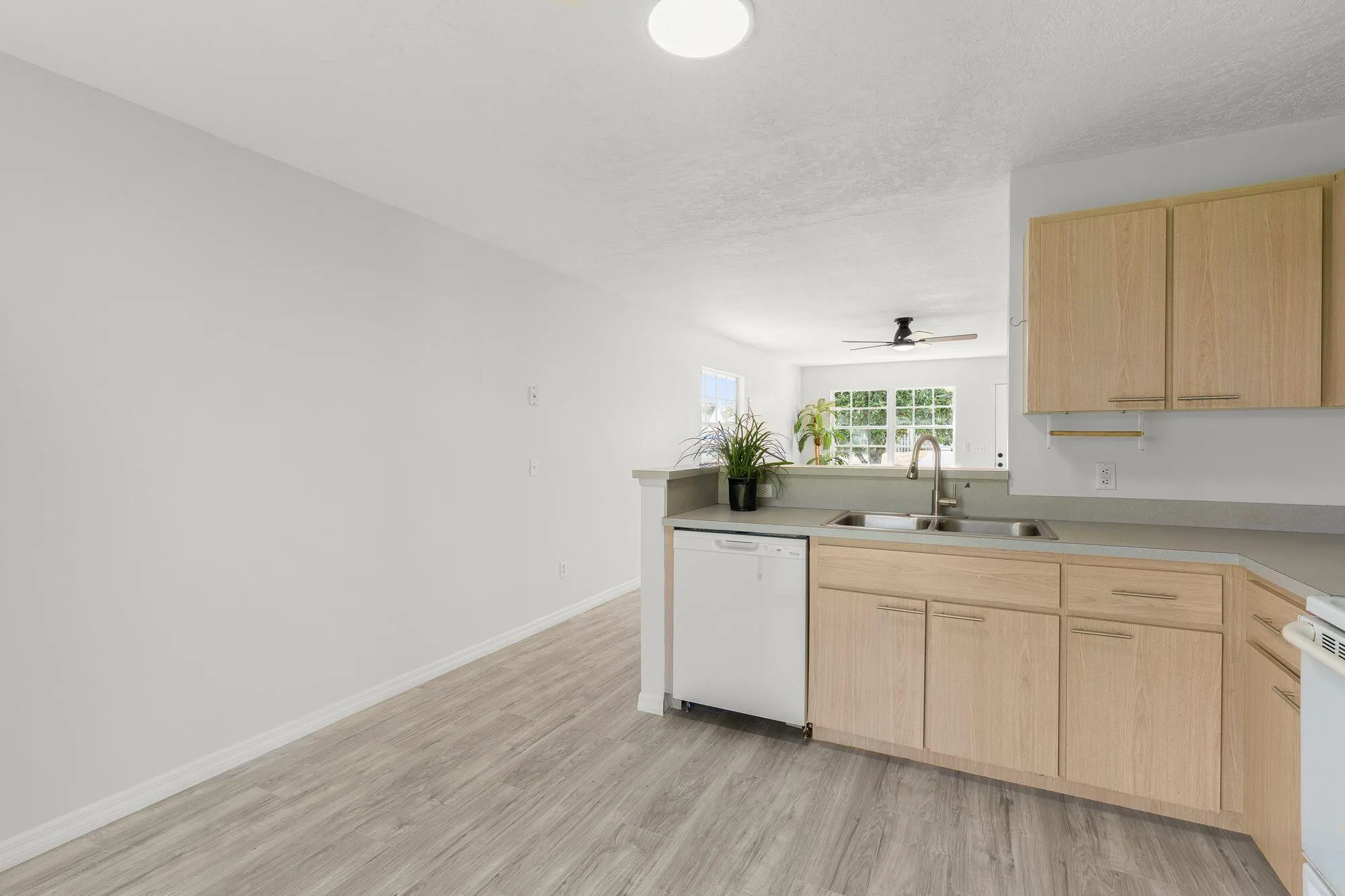 2150 87TH Court