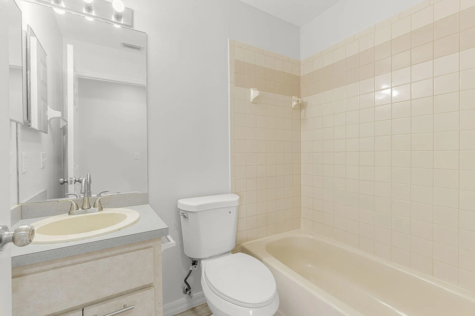 2150 87TH Court