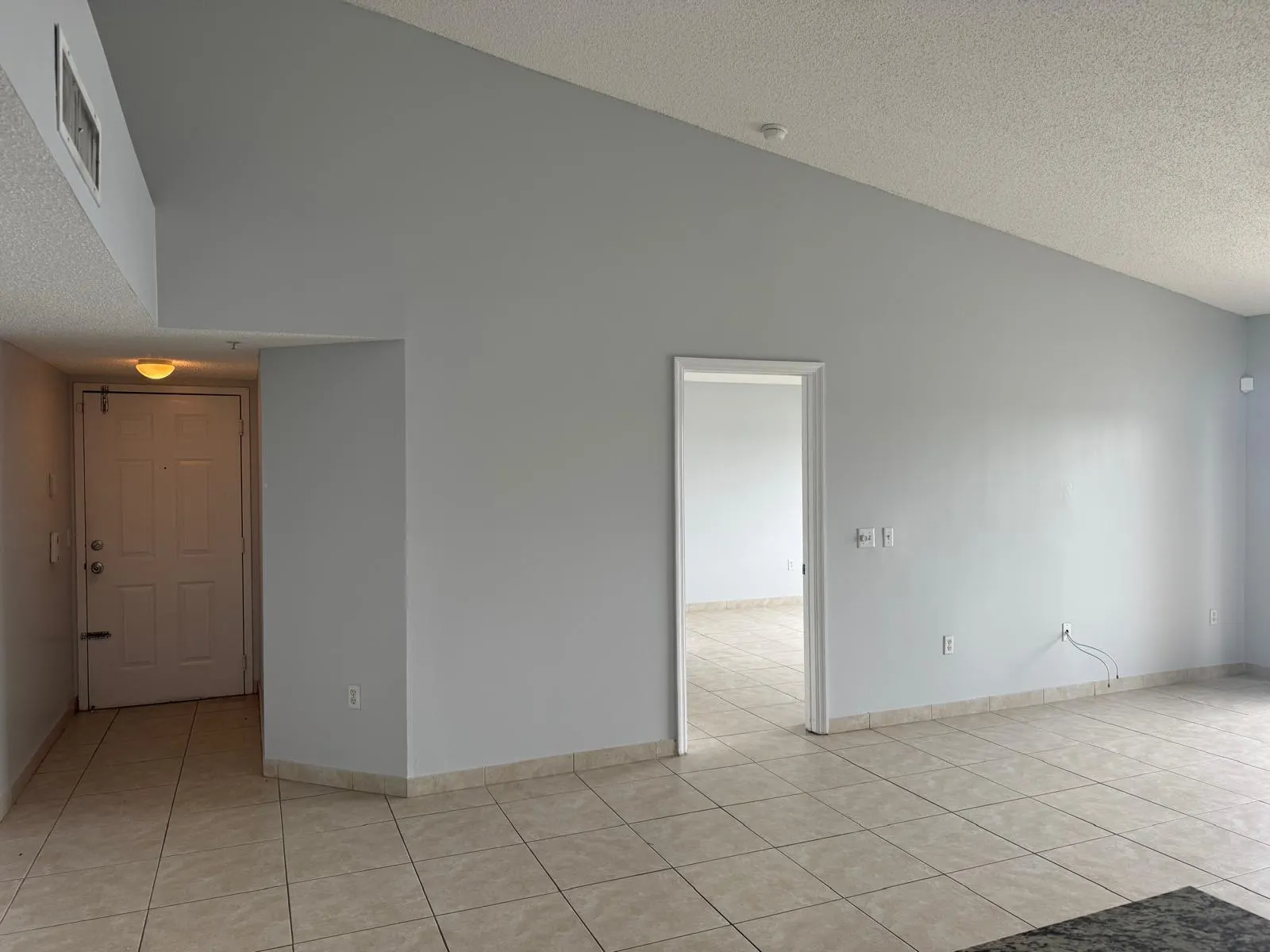5045 WILES Road #308
