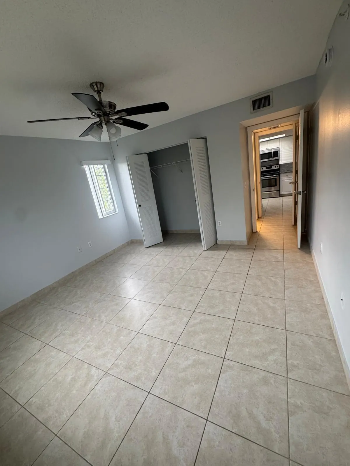 5045 WILES Road #308