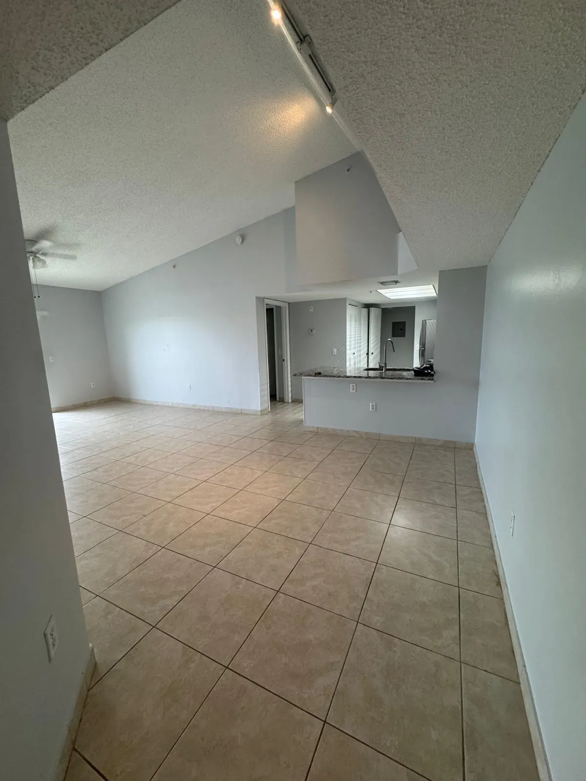 5045 WILES Road #308