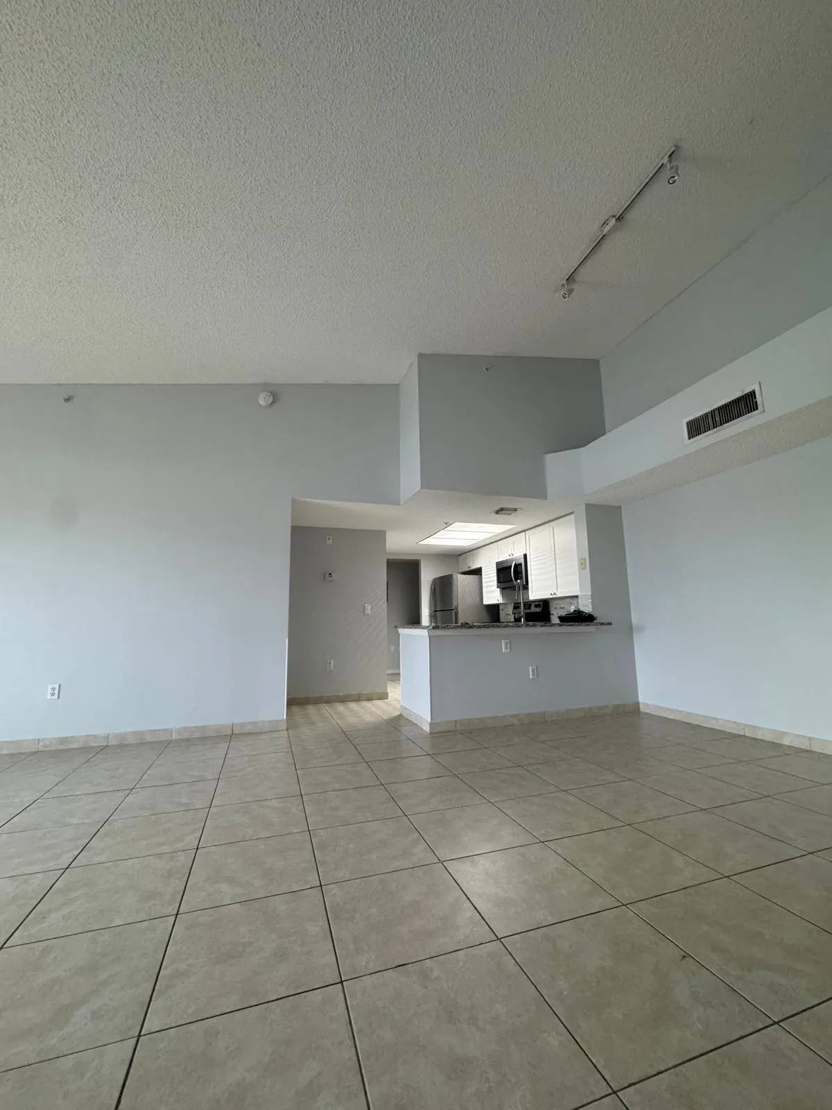 5045 WILES Road #308