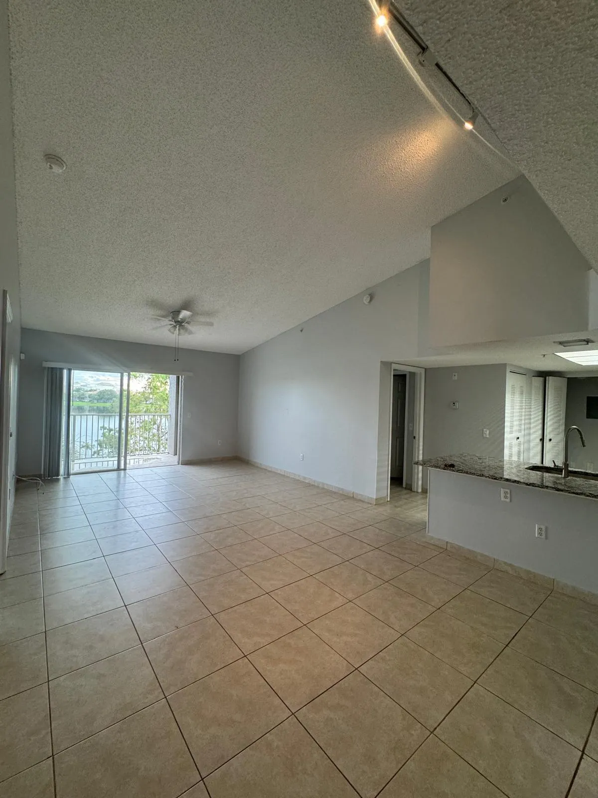 5045 WILES Road #308