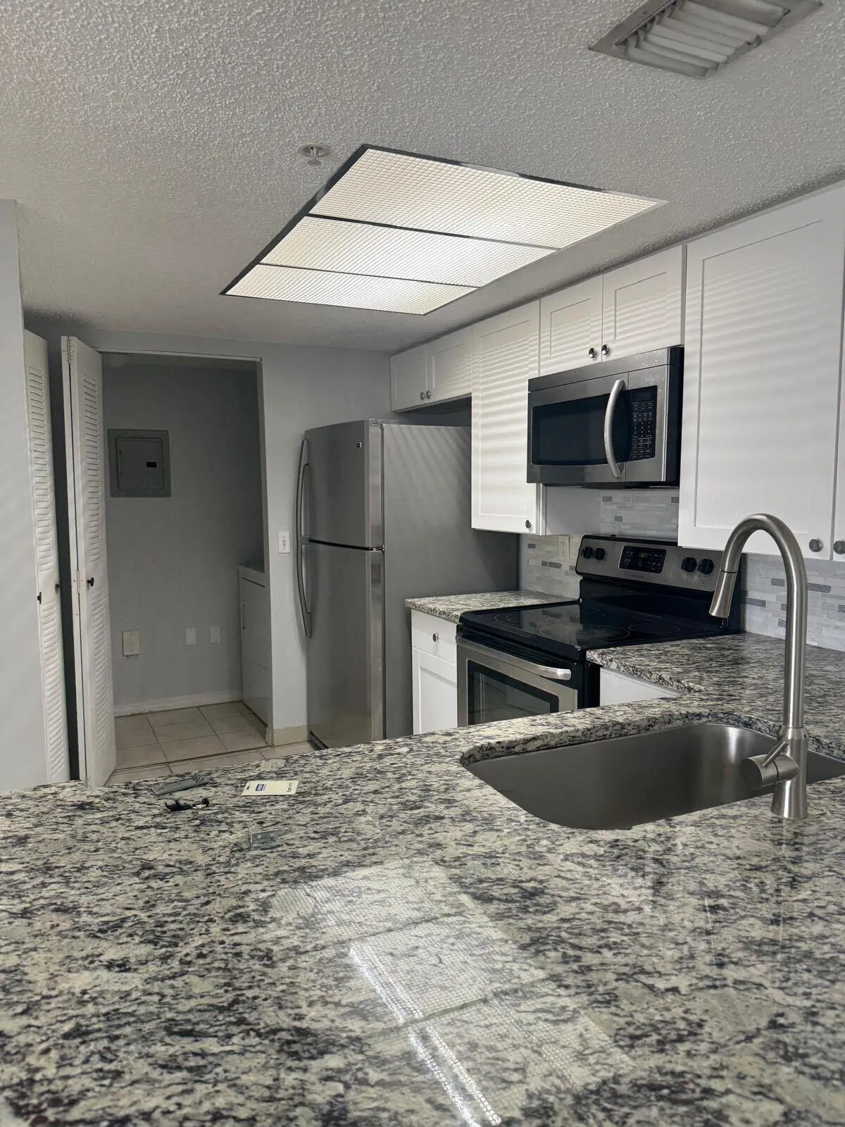 5045 WILES Road #308