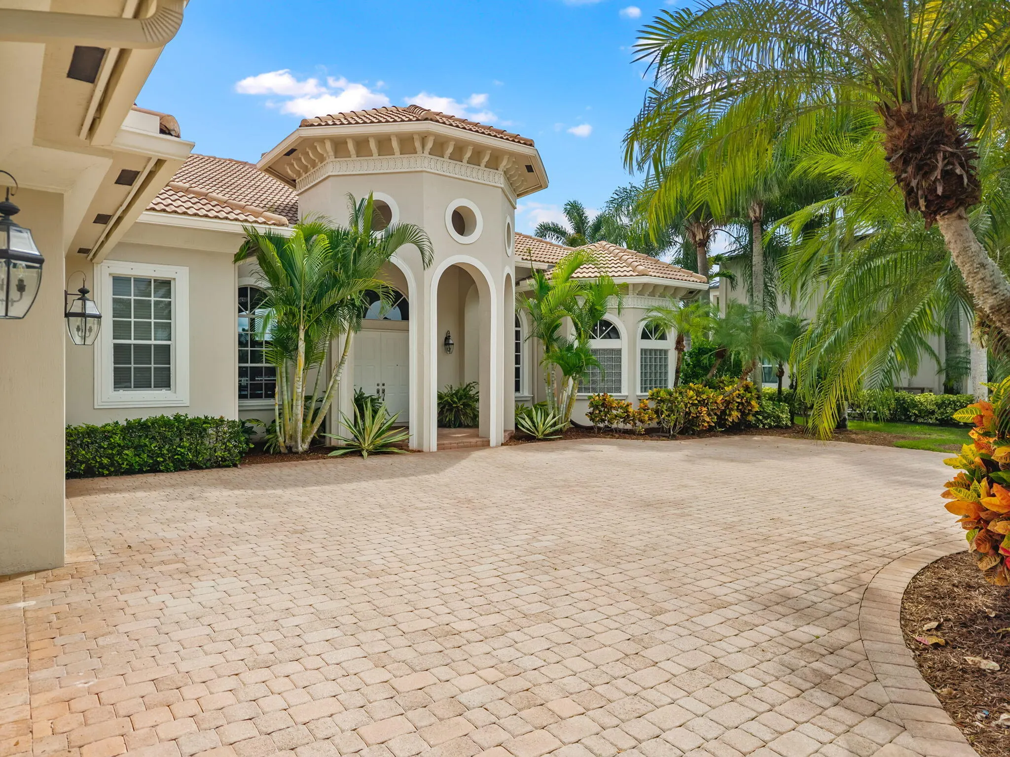 12537 Equine Lane