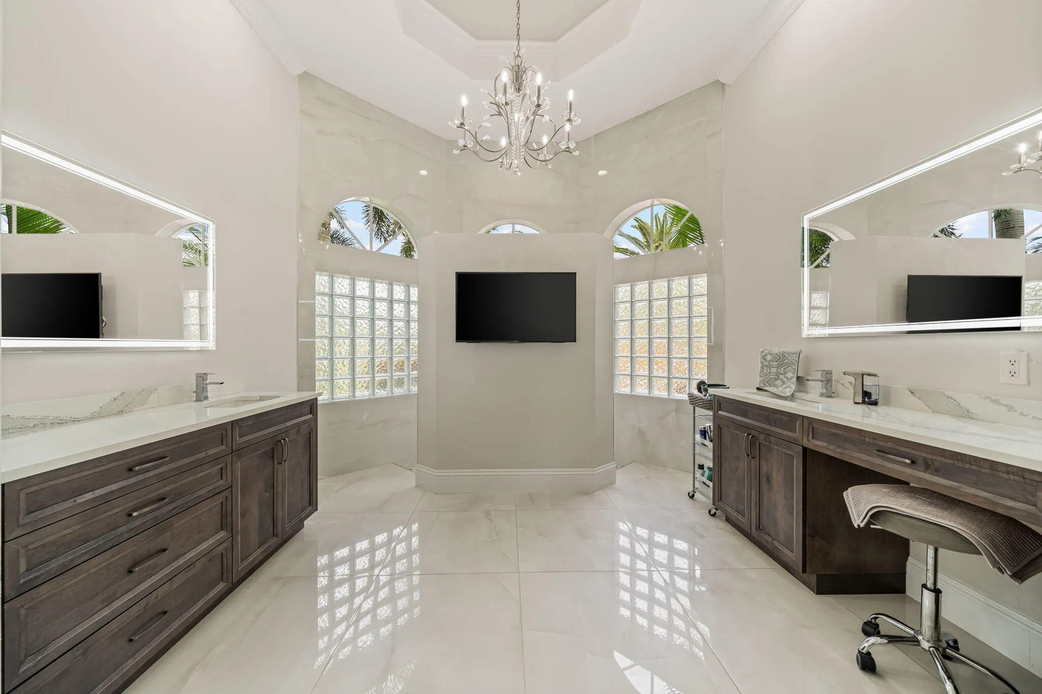 12537 Equine Lane