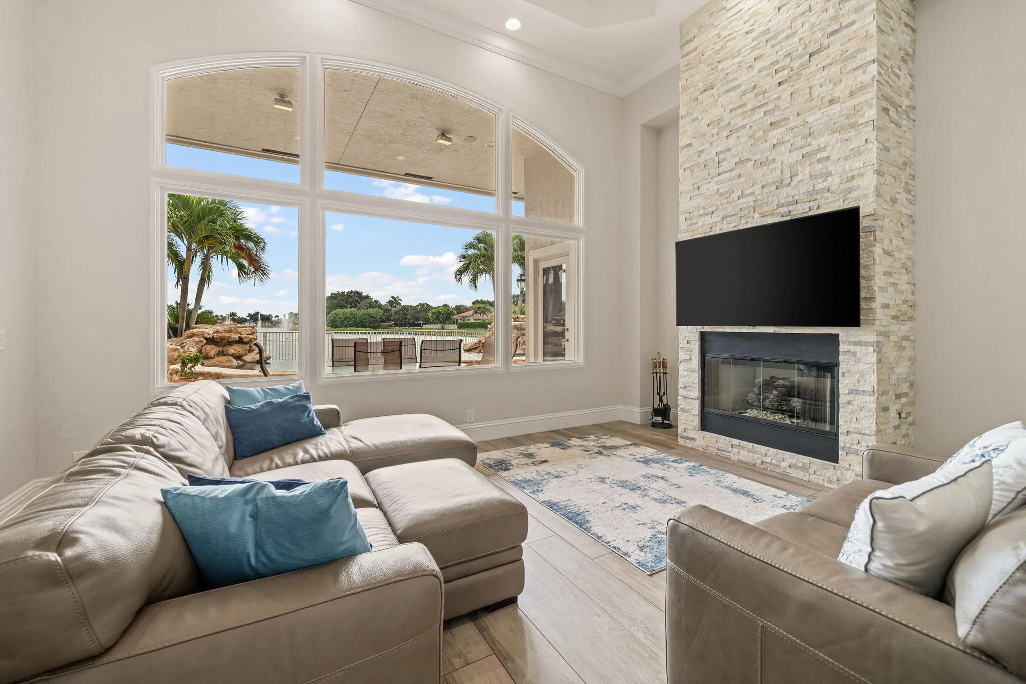 12537 Equine Lane