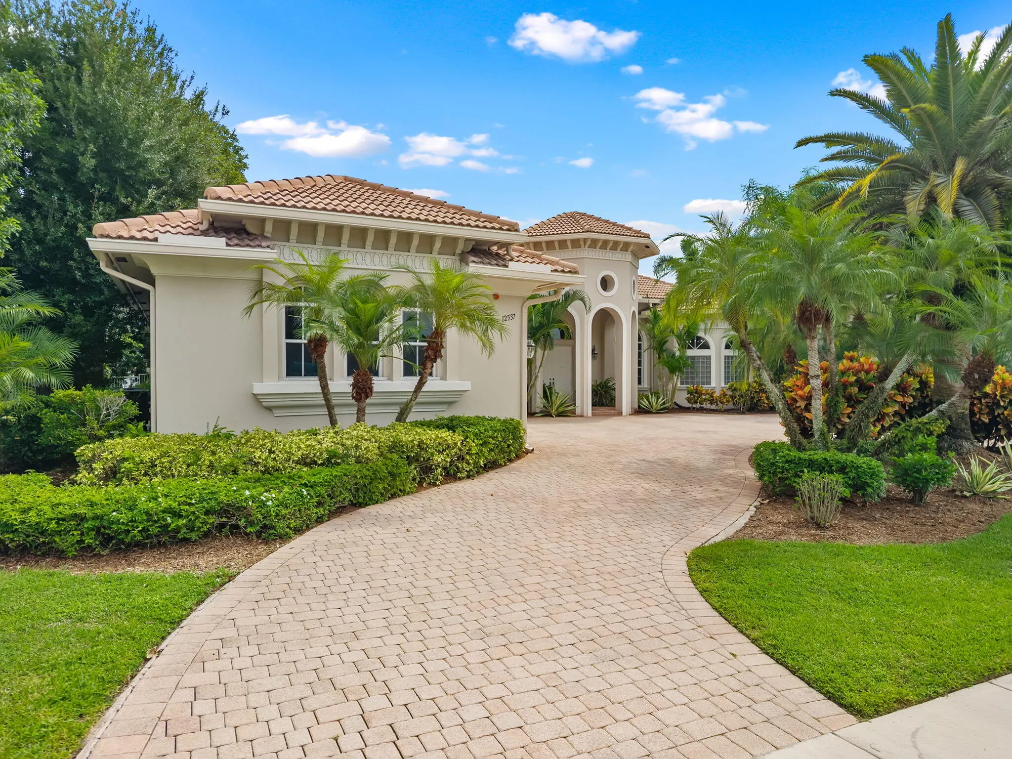 12537 Equine Lane