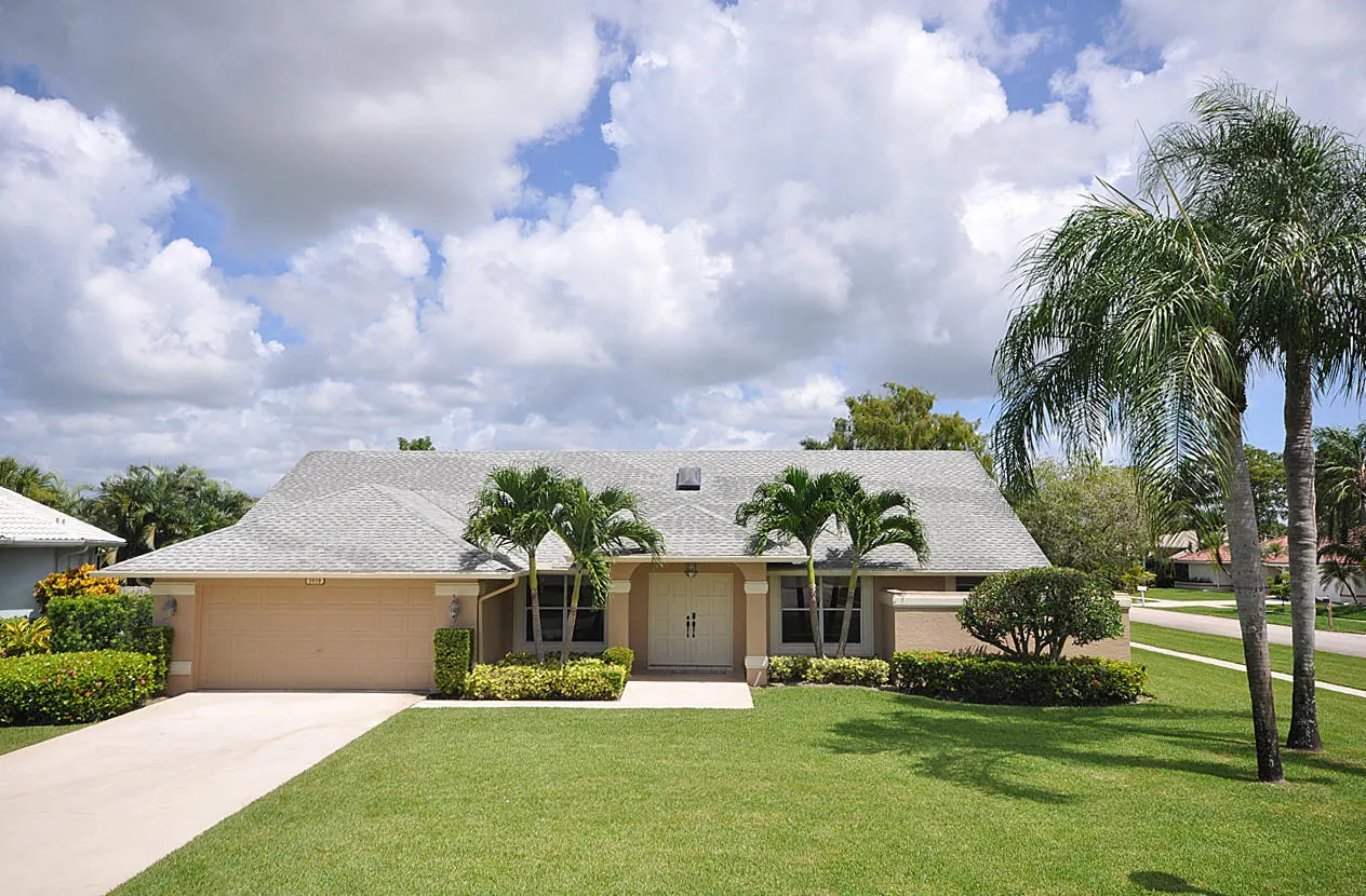 1919 LINDSEY Court