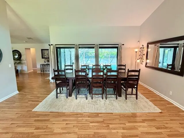 1919 LINDSEY Court