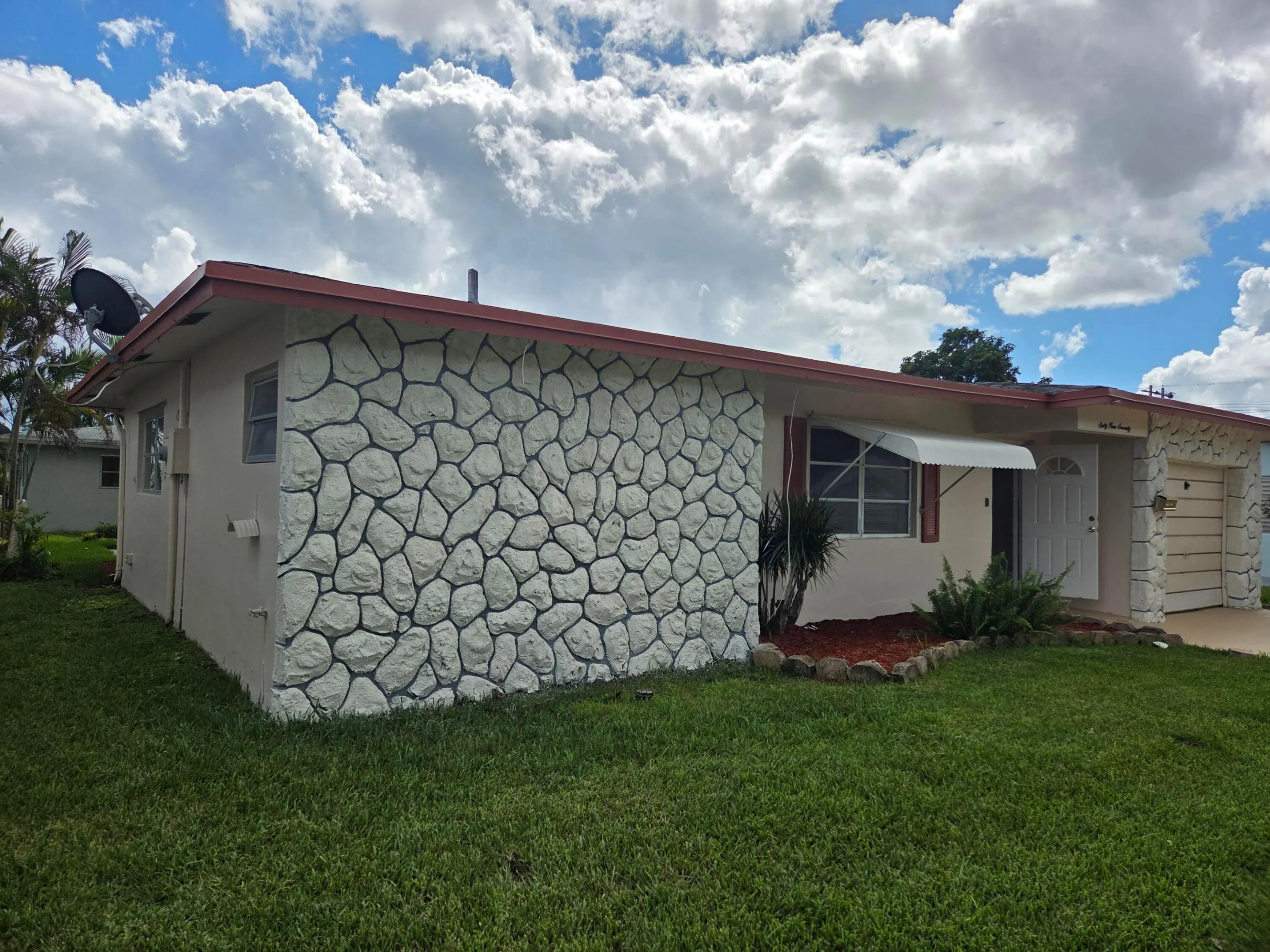 6970 NW 17th Court