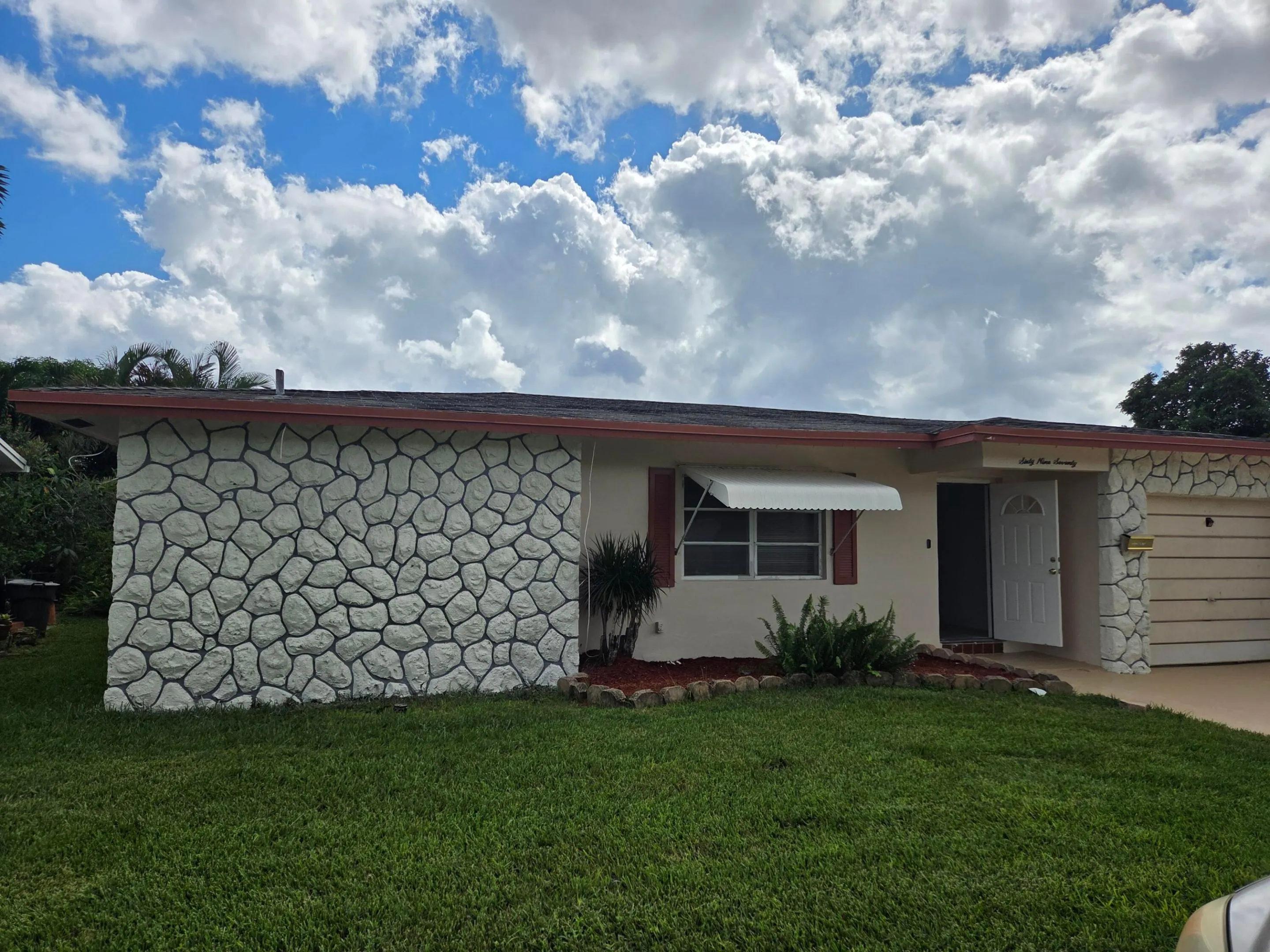 6970 NW 17th Court