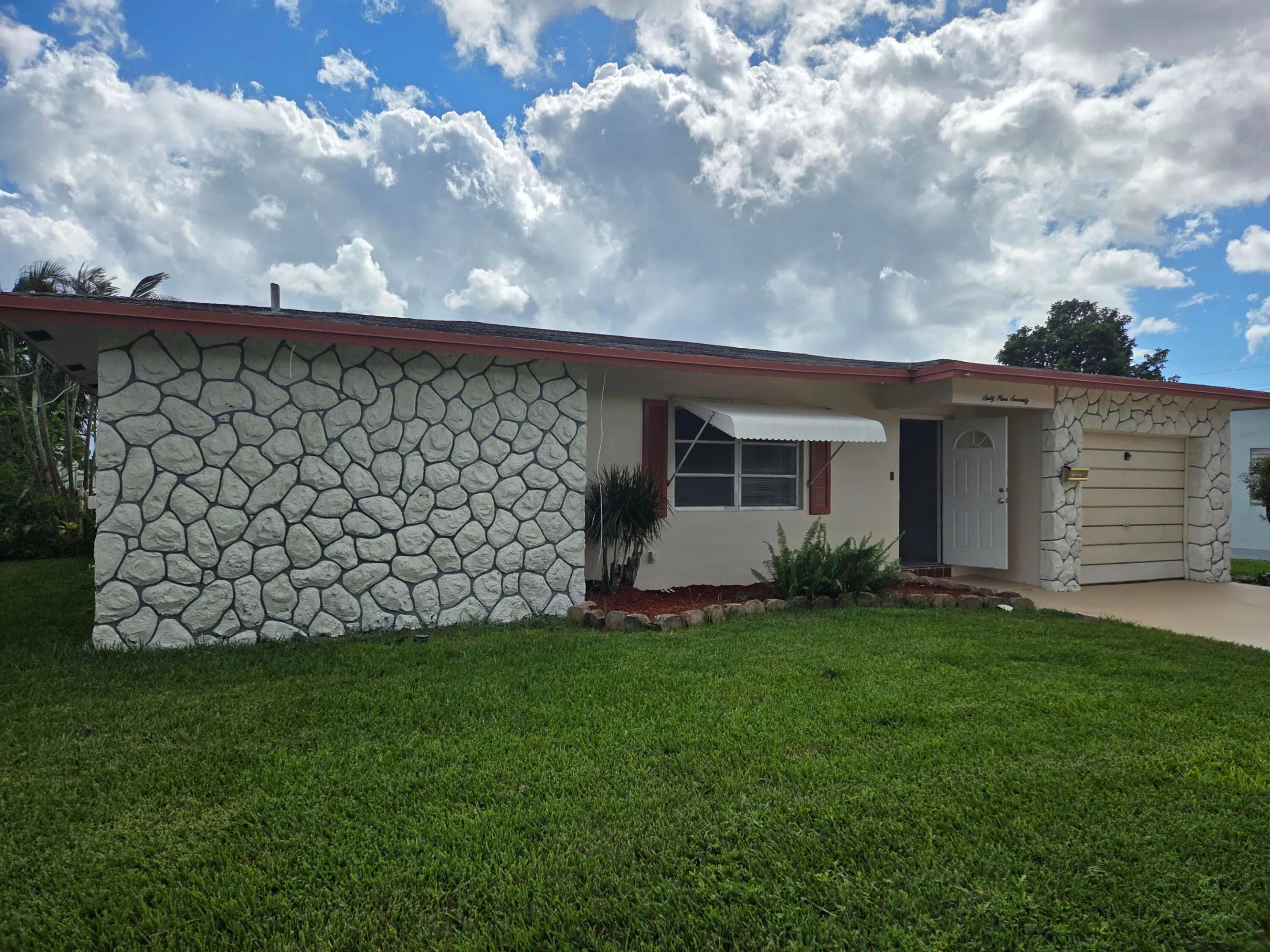 6970 NW 17th Court