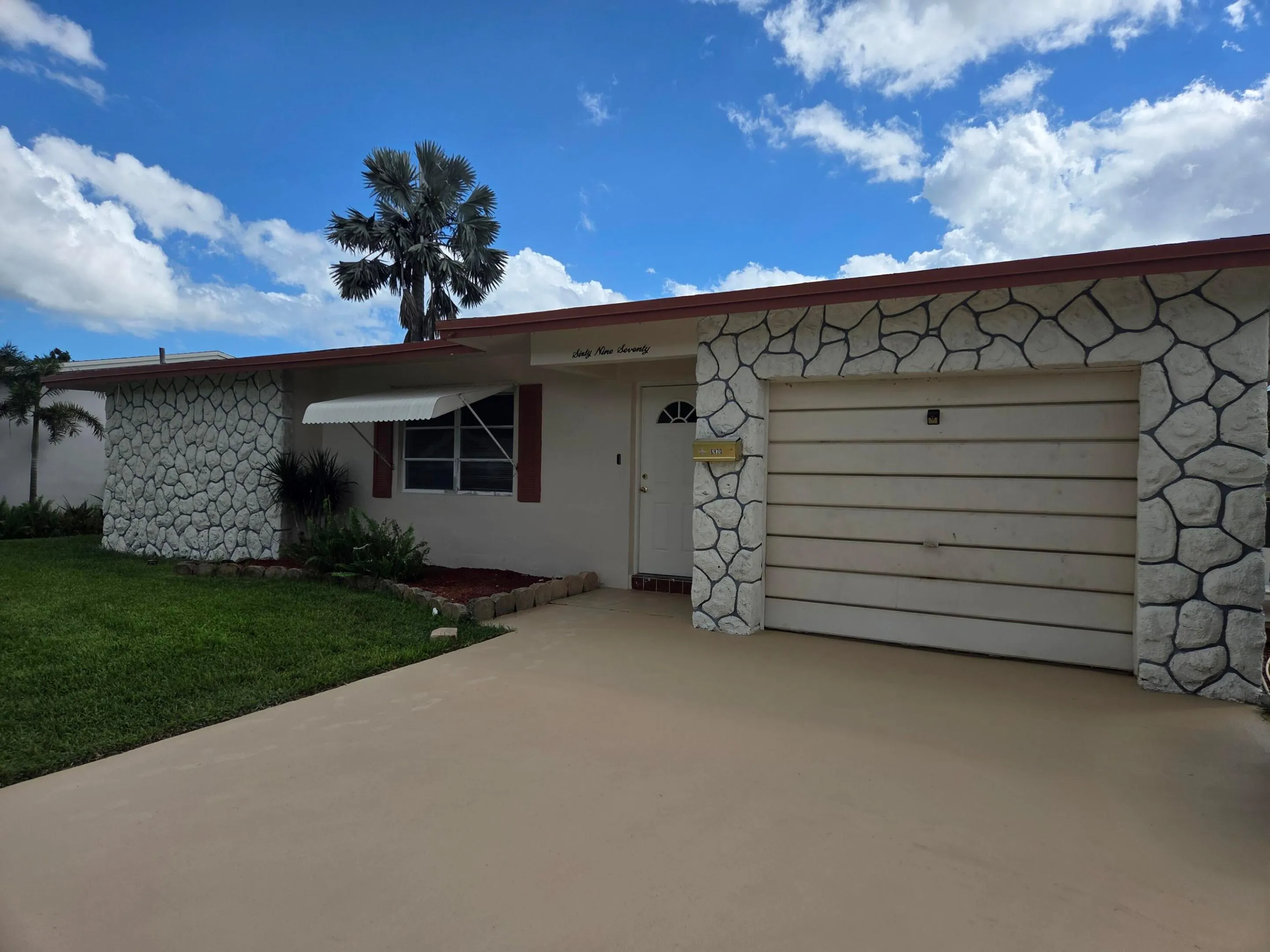 6970 NW 17th Court
