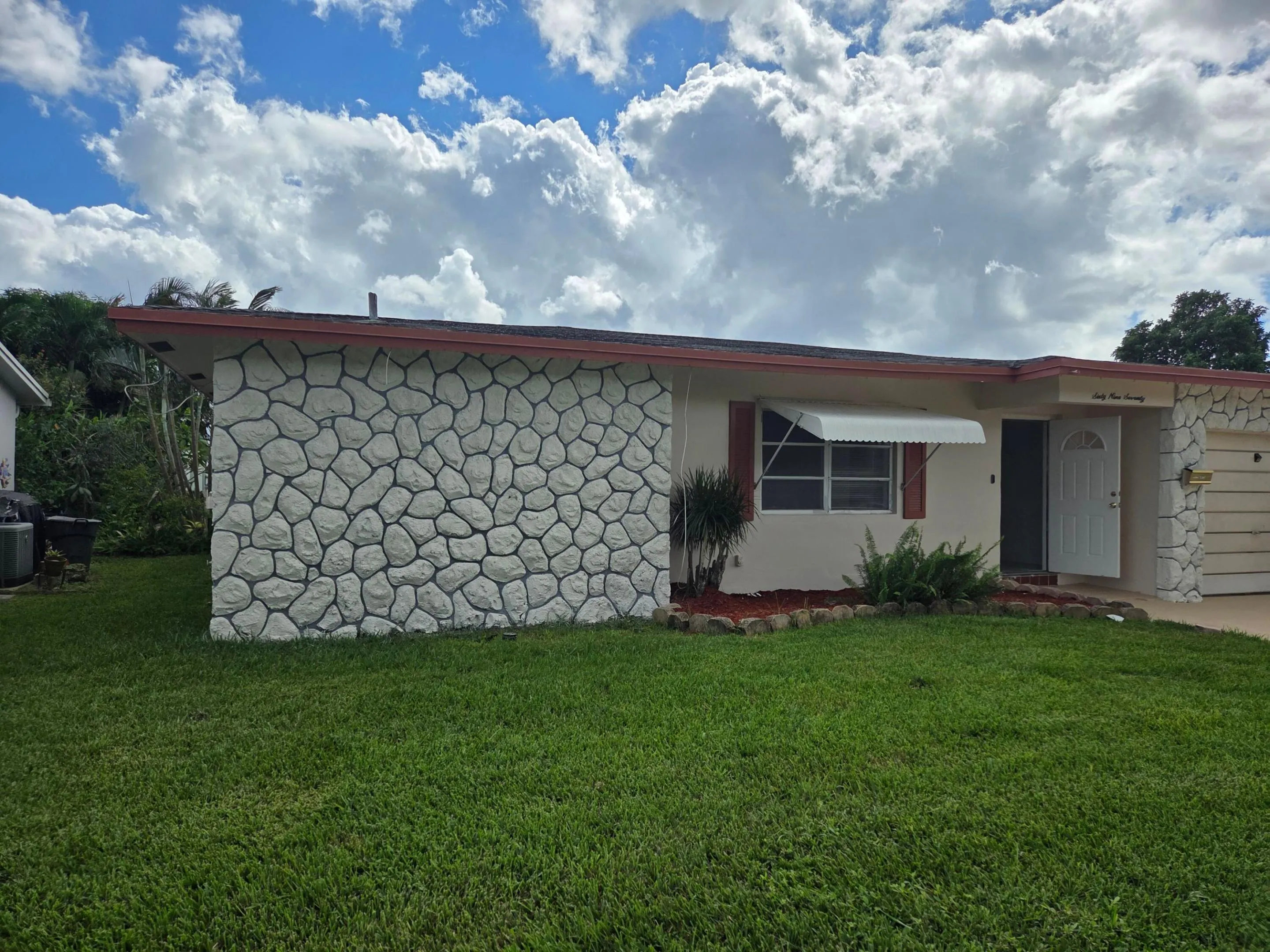 6970 NW 17th Court