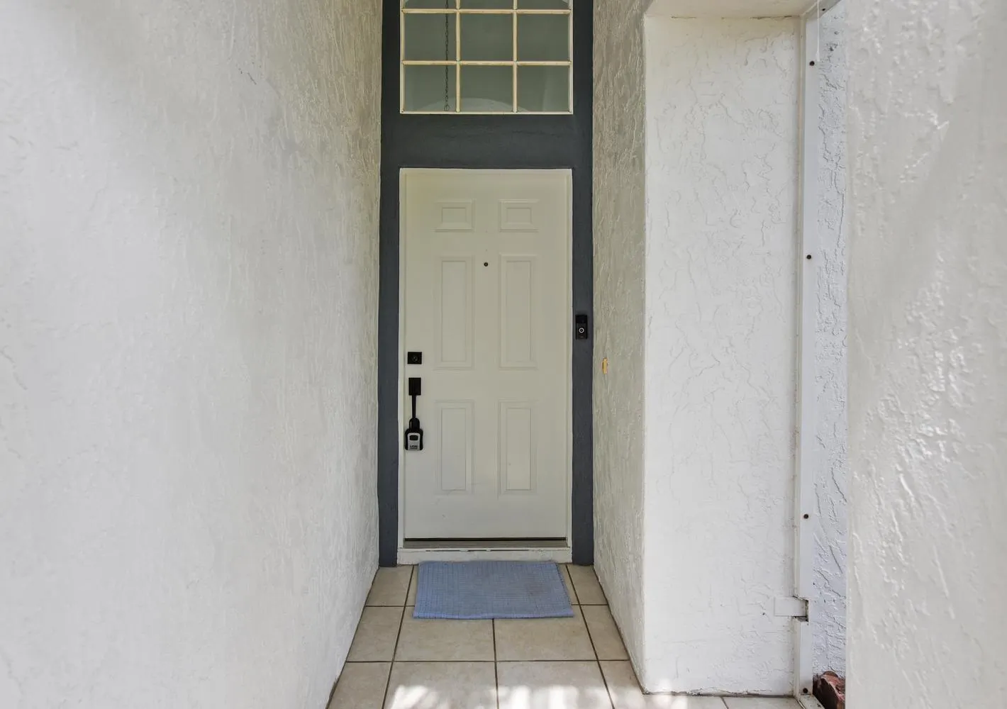 713 NW Waterlily Place