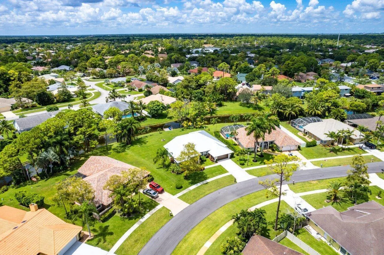 13514 NORTHUMBERLAND Circle