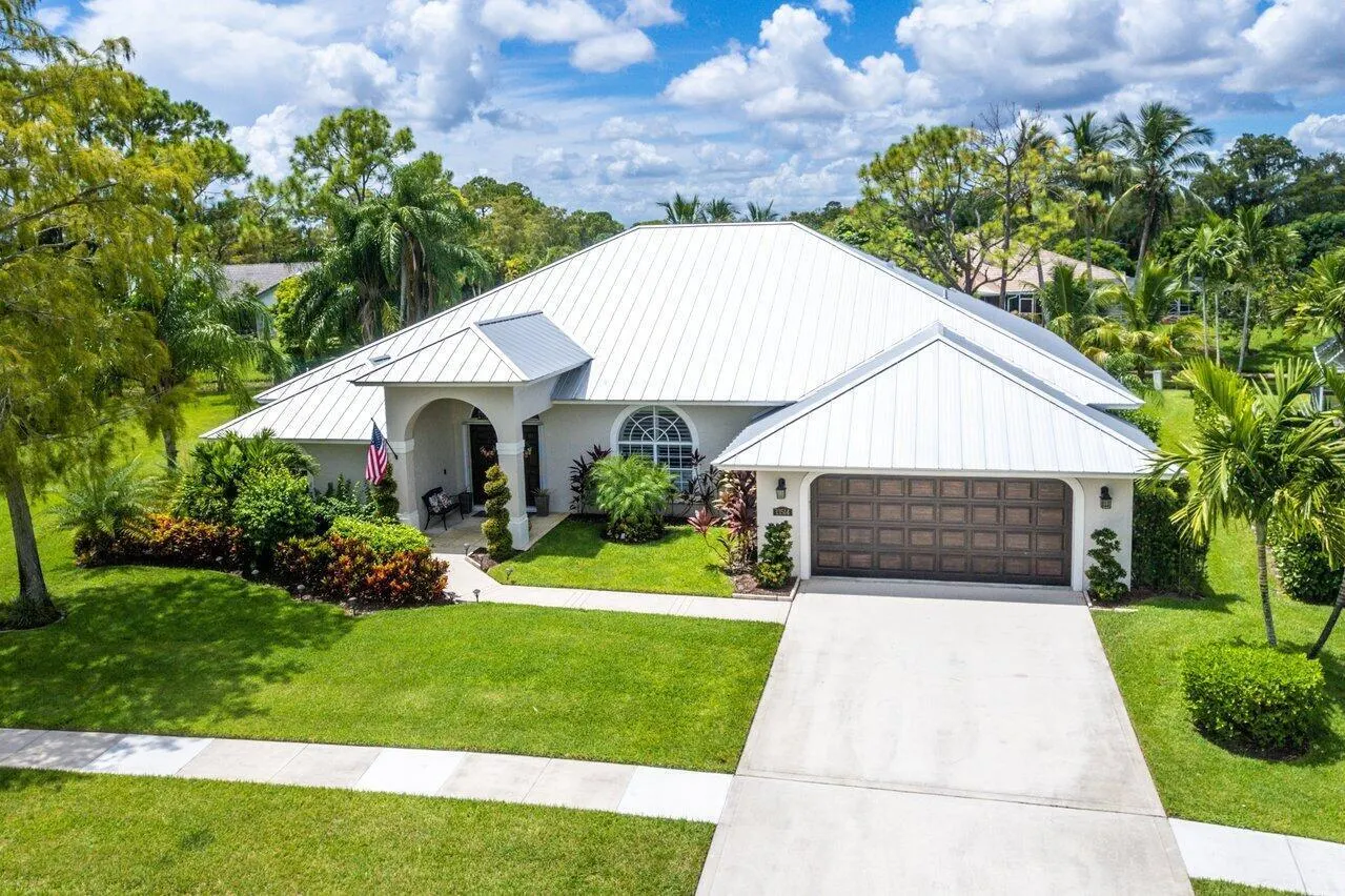 13514 NORTHUMBERLAND Circle