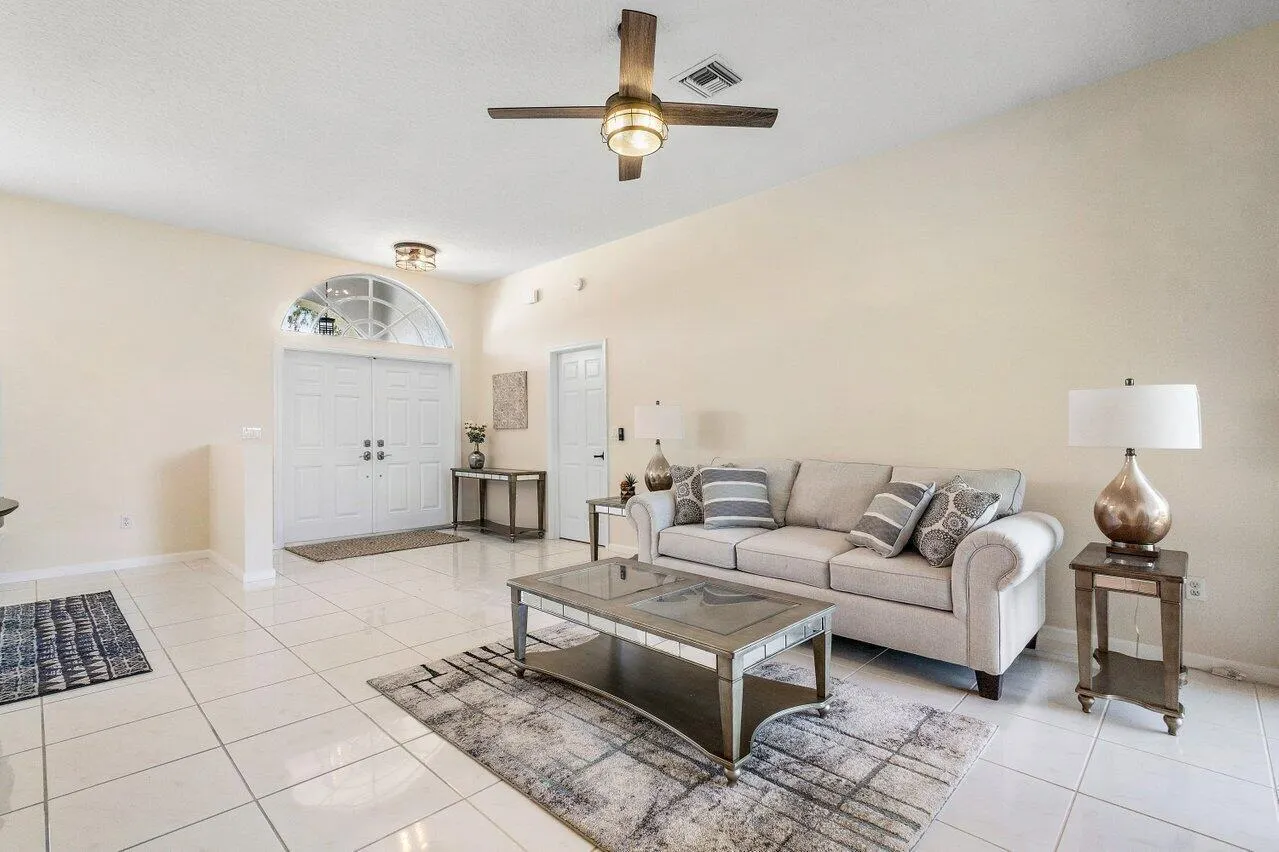 13514 NORTHUMBERLAND Circle